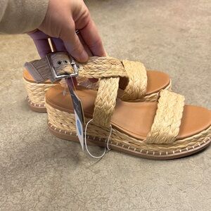 Universal Thread Beige Woven Espadrille Sandals